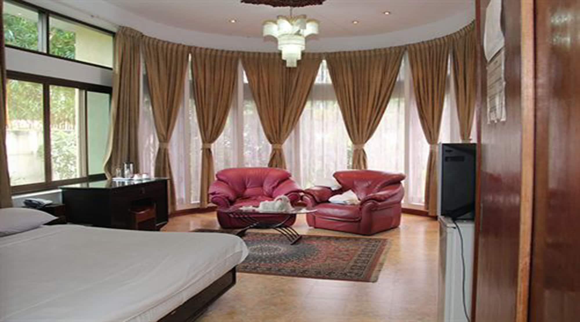 Hotel Windsor Yangon Exteriör bild