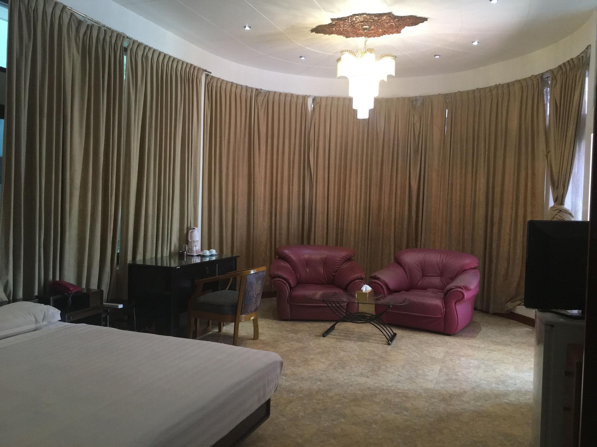 Hotel Windsor Yangon Exteriör bild