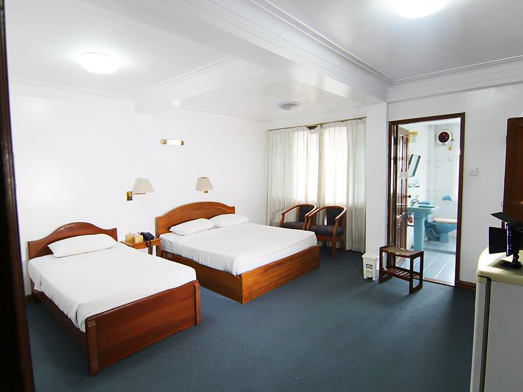 Hotel Windsor Yangon Exteriör bild