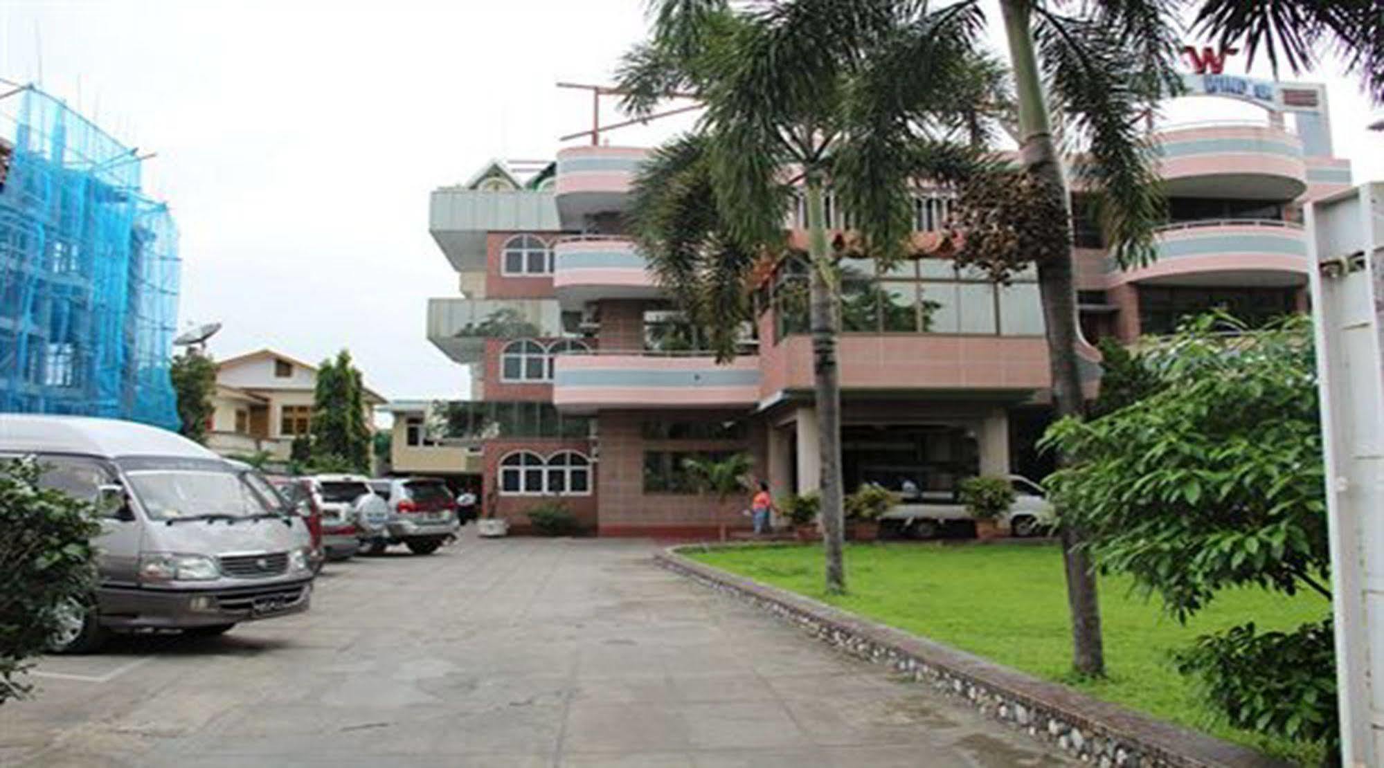 Hotel Windsor Yangon Exteriör bild