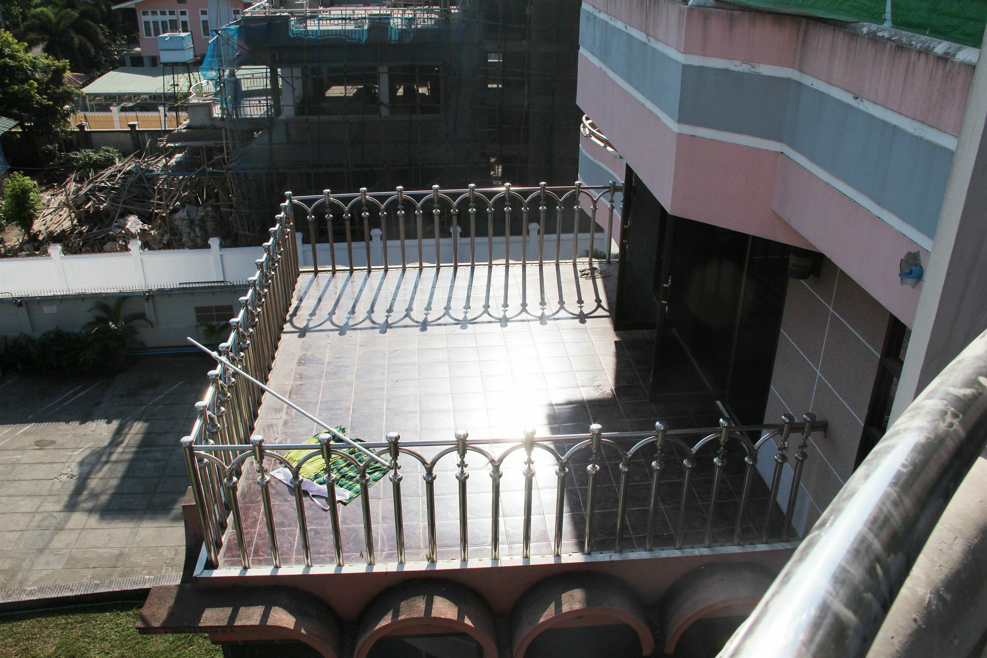 Hotel Windsor Yangon Exteriör bild